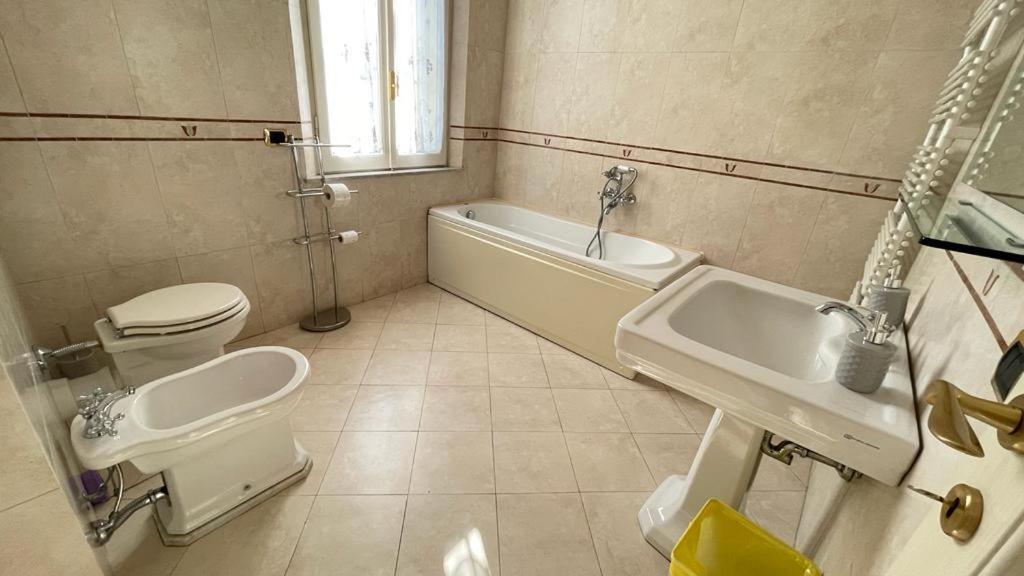 Villa Peonia Парма Стая снимка